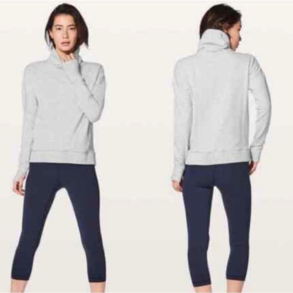 Lululemon Stress Less - Today is a Great Day Turtleneck in Emerald Green